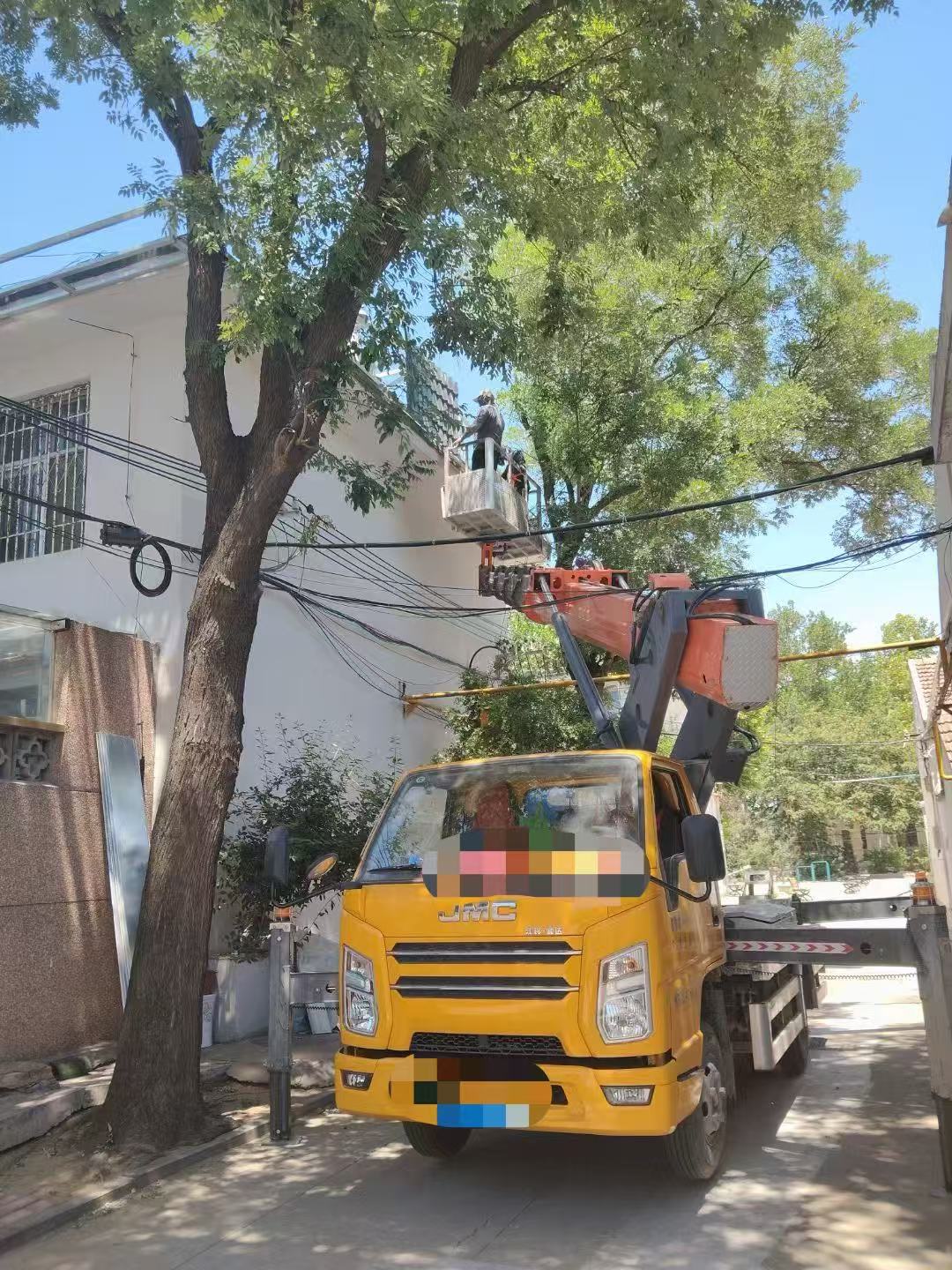 徽县高空作业车能吊装重物吗？最大承载多少公斤？